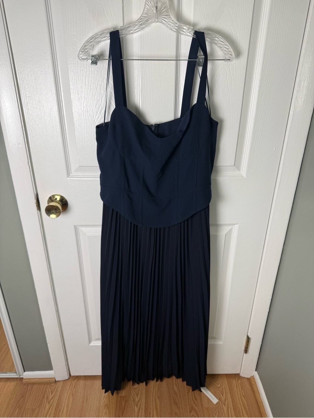 Reformation Marja Dress in Navy 12 - Picture 2 of 8